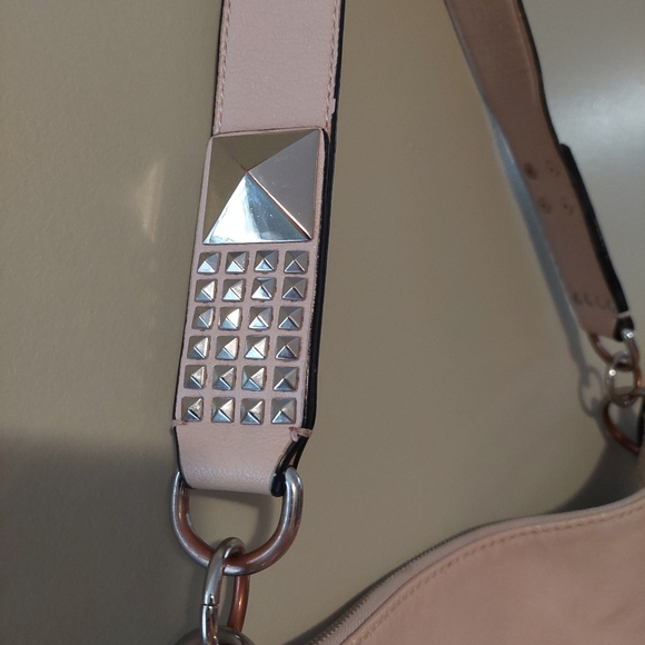 Guess purse - Picture 5 of 16